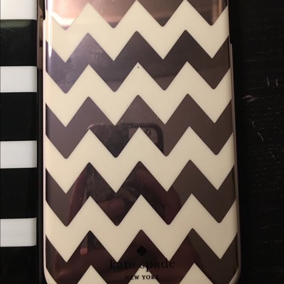 Kate Spade cases for iPhone 6 Plus/iPhone 6s Plus - Picture 3 of 6
